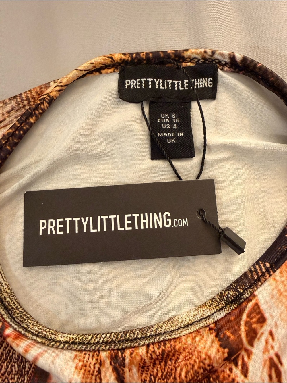 PrettyLittleThing Worn Denim Bodysuit NWT - Picture 3 of 4
